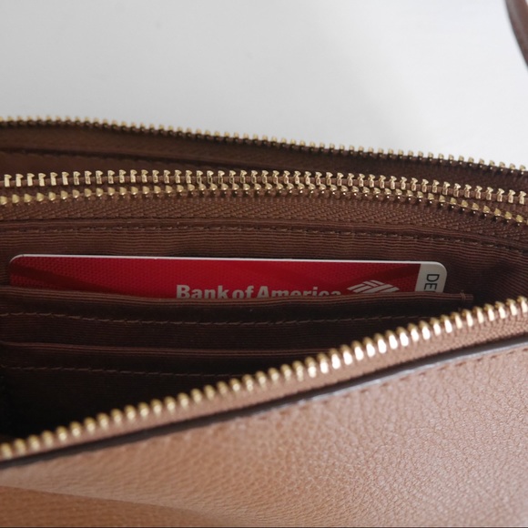 Authentic Coach Brown Leather Wristlet - Picture 3 of 7